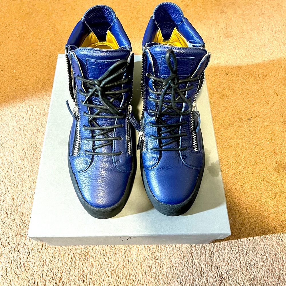 Classic Giuseppe Zanotti Seankers, work about 4 times, Great condition